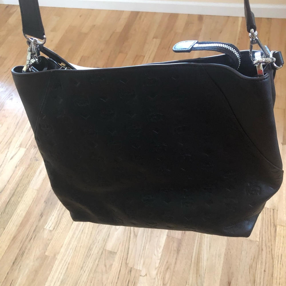 New black MCM pocketbook